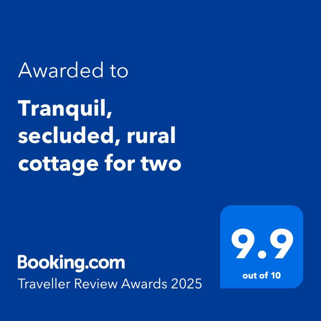 Tranquil, Secluded, Rural Cottage For Two Beaumaris Kültér fotó